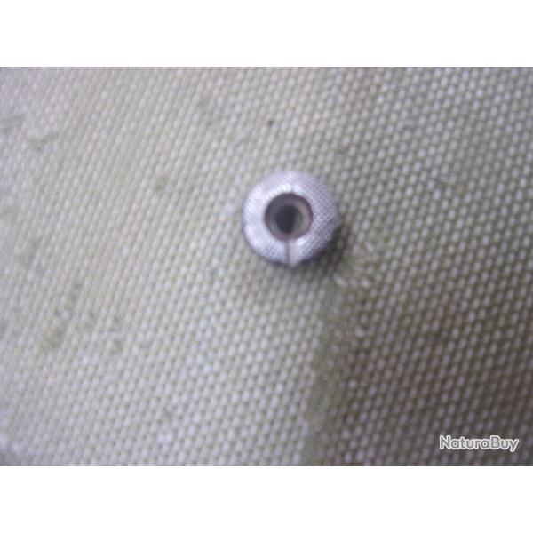 bouchon de culasse  de  pistolet Le Fran�ais Manufrance (canon basculant)