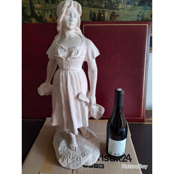Sculpture Joueuse de mandoline d'apr�s 'Mignon' de Joseph Le Guluche hauteur 57,5 cm