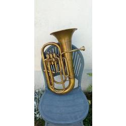 Tuba euphonium Paul Beuscher ancien &agrave; restaurer