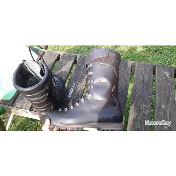 Chaussures de montagne montantes AKU Gore Tex