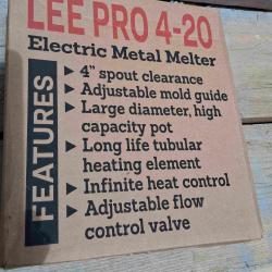 Four &agrave; Plomb LEE PRO 4-20LB Neuf
