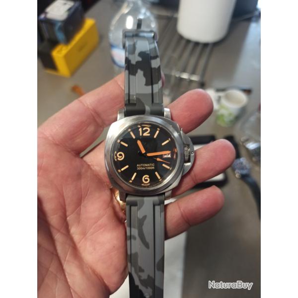 montre militaire automatique