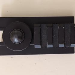 Adaptateur Rail picatinny pour attache grenadi&egrave;re