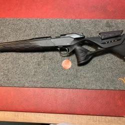 Carabine Blaser R8 ultimate cuir custom cal 8x68S busc et devant avec surpiqures en nid d'abeille