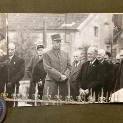 Photo in&eacute;dite du G&eacute;n&eacute;ral De Gaulle &agrave; Colombey du 11 Novembre 1953