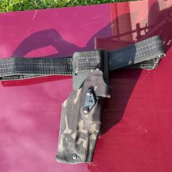 Holster ( clone safariland ) pour G17 + ceinturon tactique