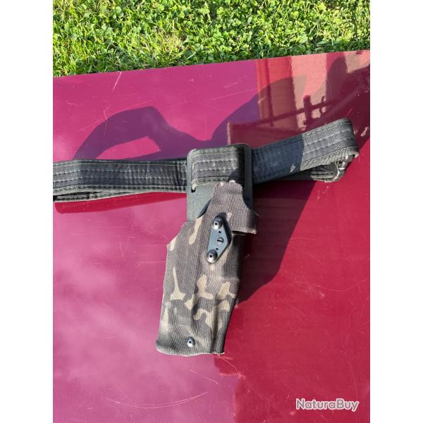 Holster ( clone safariland ) pour G17 + ceinturon tactique