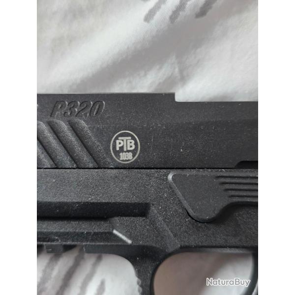 PAK SIG SAUER P320 + lanceur + billes + boite 50 cartouches 9 mm + pochette