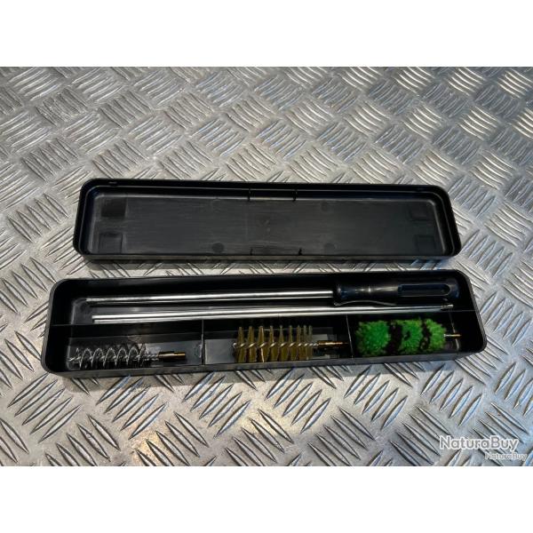 Boite avec baguette acier inox + 3 brosses pour nettoyage cal12 ou 16 et 20
