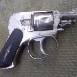 revolver li&egrave;geois