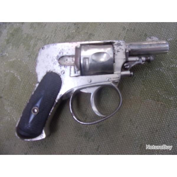 revolver li�geois