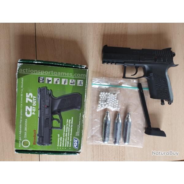 Cz75 p07 duty airsoft gun (blowback)+ 3 sparclettes co2