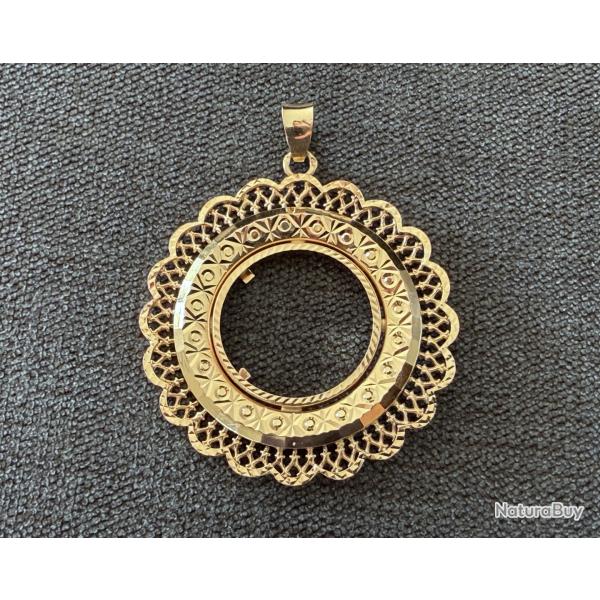 M�daillon or massif 18 carats pour pi�ce de 20 francs or - M�daille