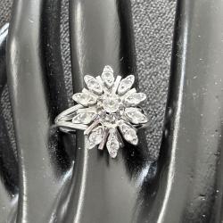 Bague Margueritte or blanc 18 carats et diamants - taille 57