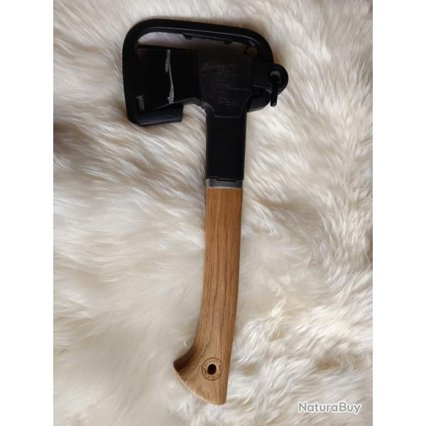 Hachette FISKARS Norden N7 - Tranchant sain - Id�al Bushcraft / Terrain