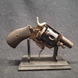 Revolver bulldog liegeois, Cal. 320 - 1� sans prix de r&eacute;serve !!