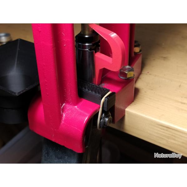 Am�lioration pour ejecter les �tuis / douilles pour presse Lee Precision Breech Lock Challenger II