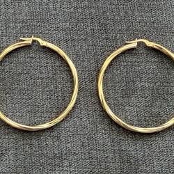 Grandes cr&eacute;oles bomb&eacute;es en or massif 18 carats - Boucles d'oreilles