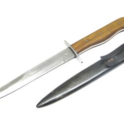 Poignard de botte Allemand avec fourreau a clips para waffen ww2 ref 239