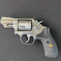 Smith& Wesson model 66-3 "combat magnum" 2.5 pouces