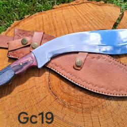 GC19 - Handmade Curved Knife with Leather Sheath - Artisan collection Piece