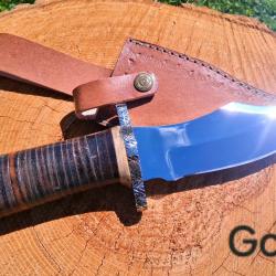 GC20 - Handmade Curved Knife with Leather Sheath - Artisan Style collection Piece