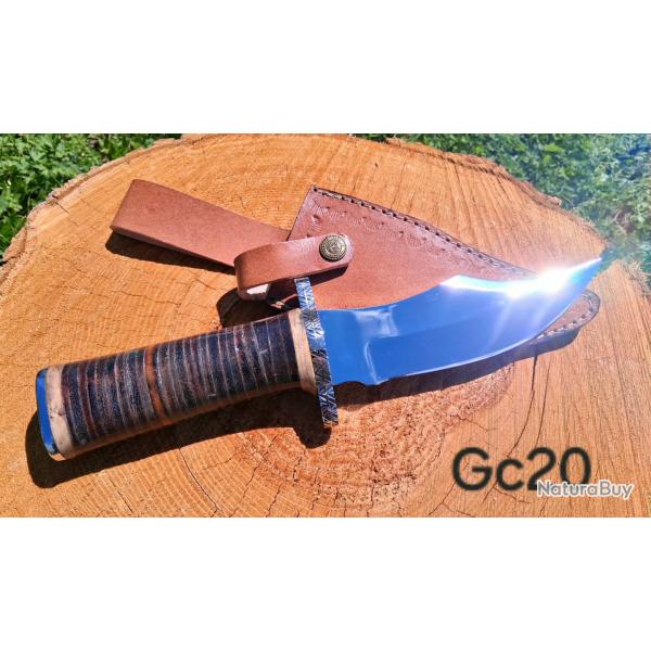 GC20 - Handmade Curved Knife with Leather Sheath - Artisan Style collection Piece