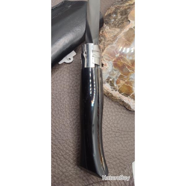 OP06 - Couteau pliant OPINEL  lame inox 8 custom corne noire + �tui cuir OFFERT