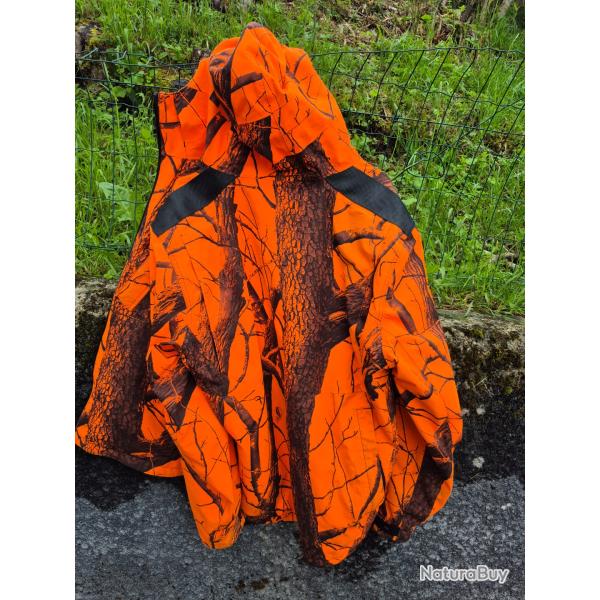 Veste beretta comme neuve servis 2 a 3 fois