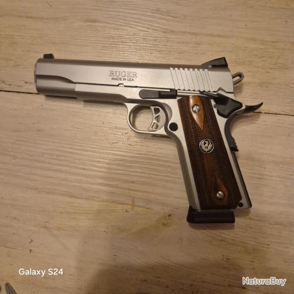 Vend 45 acp ruger mod�le 1911 belle �tat 1000 �