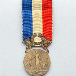 (125.001) M&eacute;daille d'honneur pour acte de courage et de d&eacute;vouement