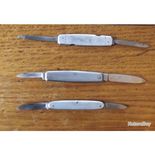 Trois anciens couteaux pliants
