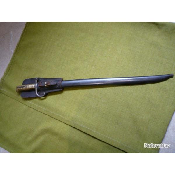 belle baionnette Chassepot, de prise?? compl�te avec son gousset