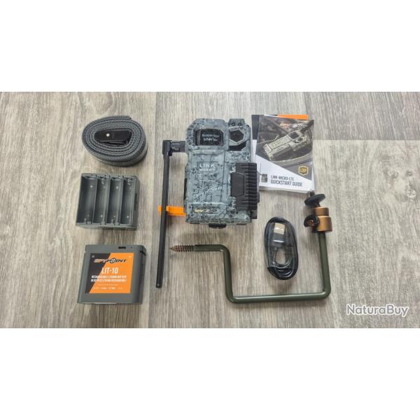 camera spypoint micro lte avec tous ses accessoires