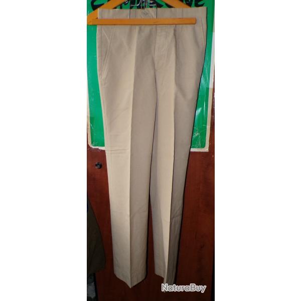 PANTALON DE SORTIE EN TERGAL DE L'ARMEE FRANCAISE , TAILLE M SOIT 40 OU 80 CM DE TOUR DE CEINTURE, D