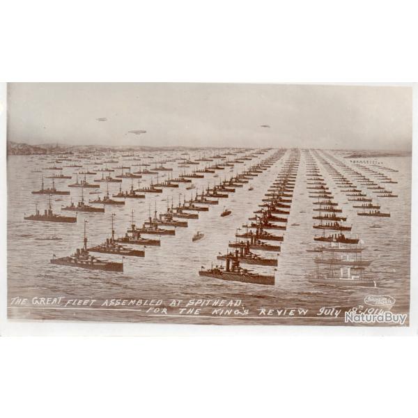 Carte Postale Ancienne - La Grande Flotte � Spithead -N�8211