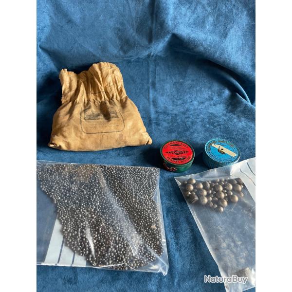 Lot plomb, bourre, amor�ages rechargement chasse vintage