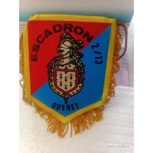 Fanion de l,escadron 2/13 de gendarmerie mobile de  GU�RET