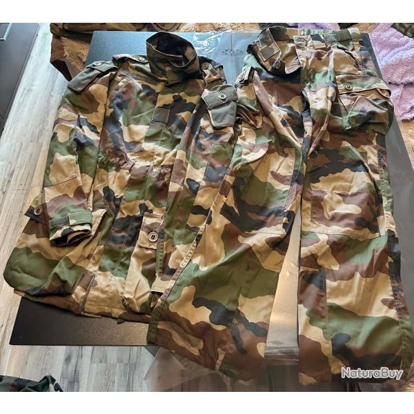 Veste et pantalon de combat F�lin arm�e de terre 96L et 76L