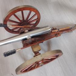 Pi&egrave;ce d'artillerie canon de campagne poudre noire ? Calibre ?