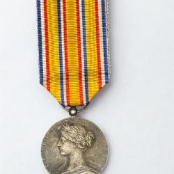 (126.001) M&eacute;daille d'honneur des sapeurs-pompiers