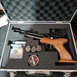 Artemis CP1m en coffret alu avec point rouge
