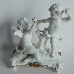 Angelots porcelaine biscuit Volkstedt Thuringe Allemagne