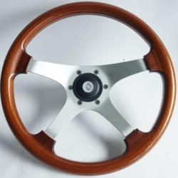 Volant sport Personal bois et m&eacute;tal Automobile Renault