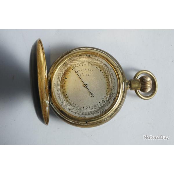Ancien barom�tre altim�tre de poche