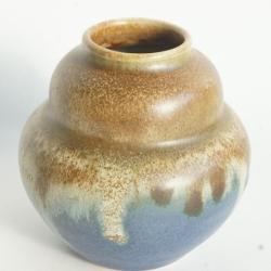 Vase gr&egrave;s Jean POINTU Saint Amand en Puisaye