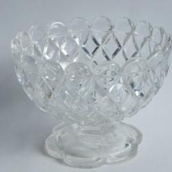 BACCARAT Bonbonni&egrave;re cristal