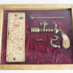 Assemblage contemporain Giovanni GUIDA Artefact chasse aux cr&eacute;atures