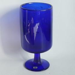 KOSTA BODA Vase verre rouge Erik H&ouml;glund Su&egrave;de