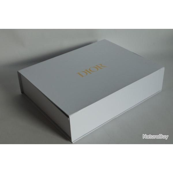 Boite carton Christian DIOR 28 x 22 x 13 cm